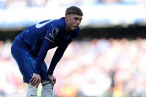 皇冠体育下载-冲刺阶段突围战来临，切尔西围绕足总杯远射贴柱，话题不断，心理建设被强调(足球进攻最强的阵型)